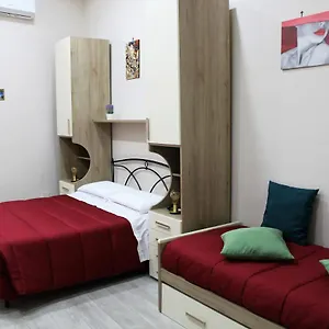 https://essenza-di-napoli.hotels-amalfi.com