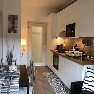 https://milanholidays.italymilanhotels.net